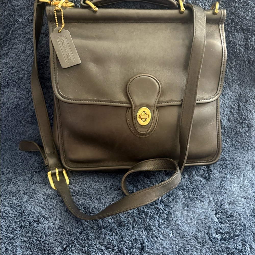 Vintage Coach Black Leather Willis HandBag